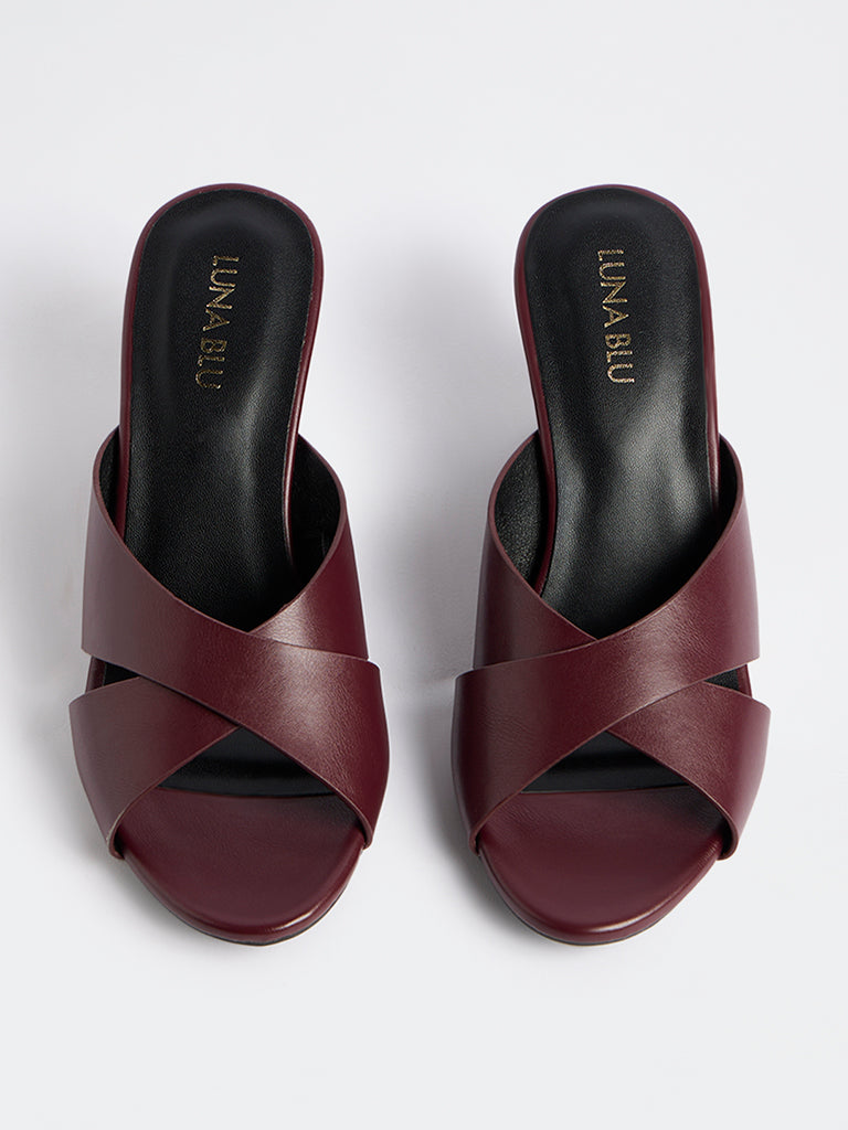 LUNA BLU Burgundy Criss-Cross Strap Heel Sandals