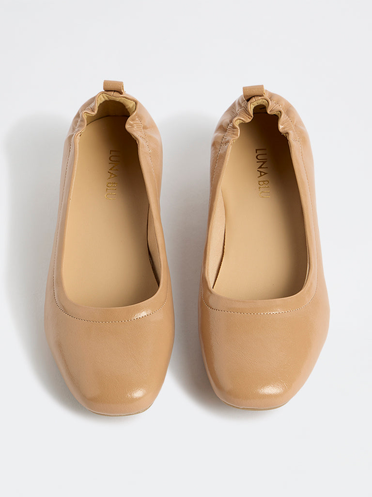 LUNA BLU Beige Solid Loafers