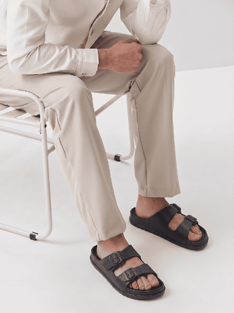 SOLEPLAY Black Buckle-Detailed Slides