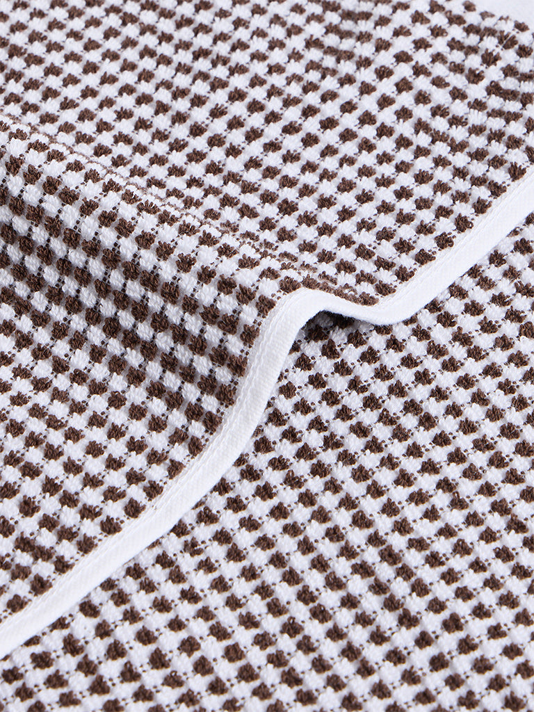 Westside Home White and Brown Pebble Textured Face Towel - Pack of 2