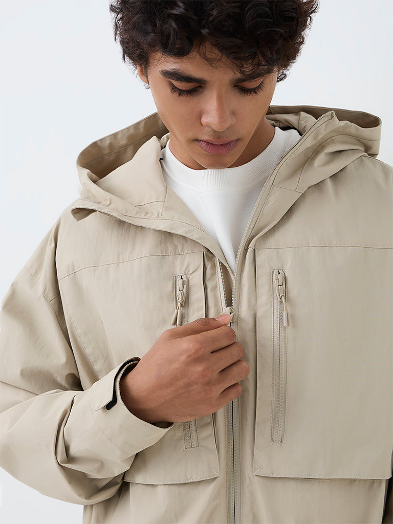 Nuoflexx Beige Solid Relaxed-Fit Windbreaker Jacket