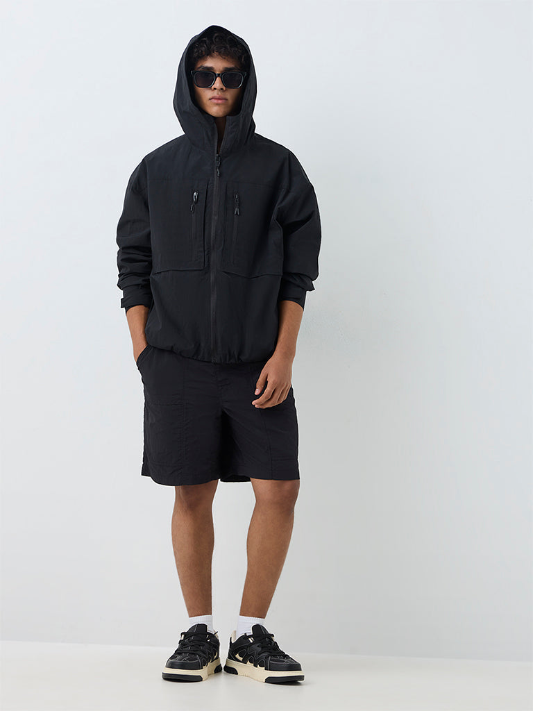 Nuoflexx Black Solid Relaxed-Fit Windbreaker Jacket