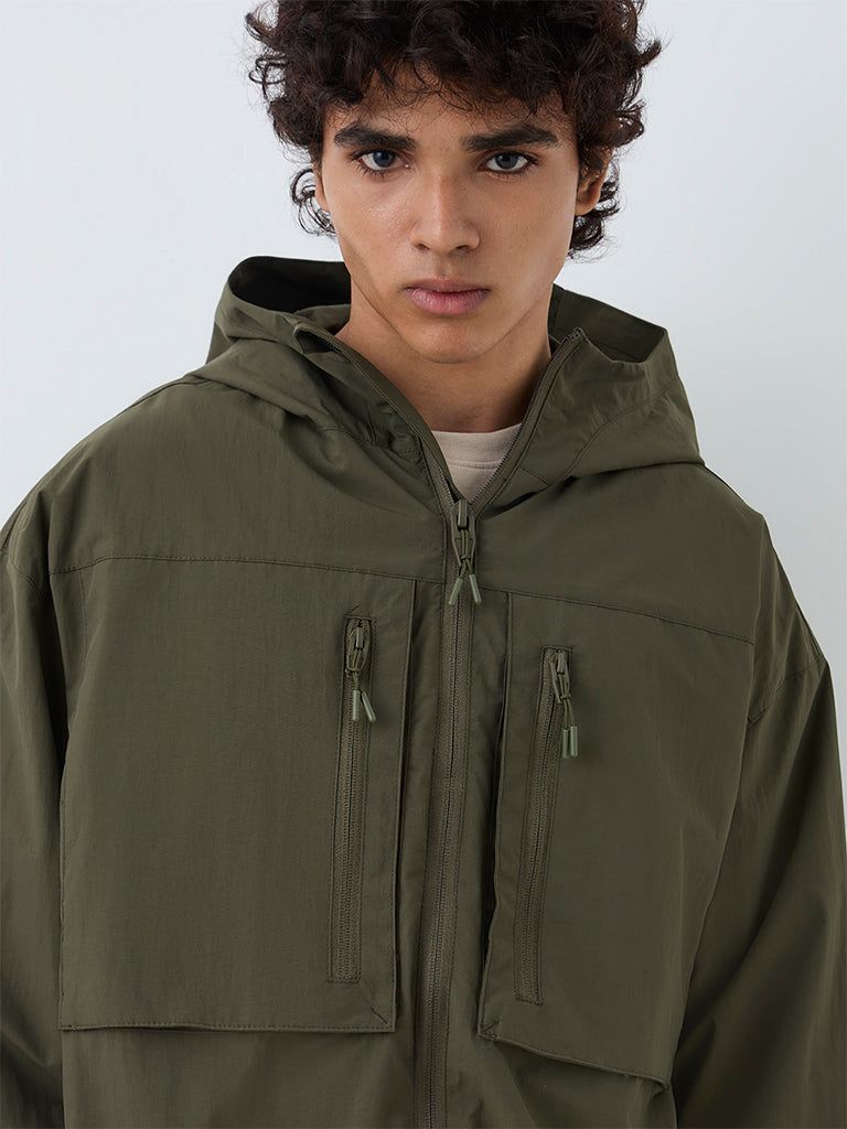 Nuoflexx Olive Solid Relaxed-Fit Windbreaker Jacket