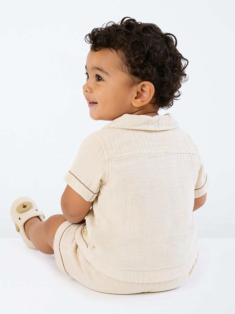 HOP Baby Boys Off-White Nature-Themed Cotton Shirt and Shorts Set