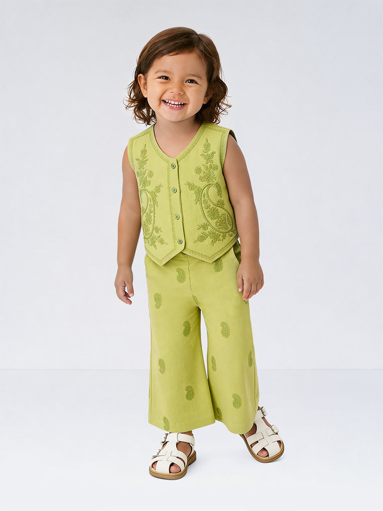 Utsa Kids Girls Green Paisley Embroidered Cotton-Blend Waistcoat - (2-8 yrs)