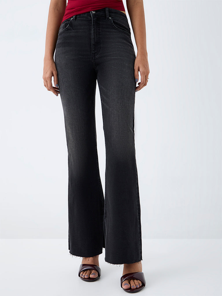 Nuon Black Light Wash High-Rise Flared Jeans