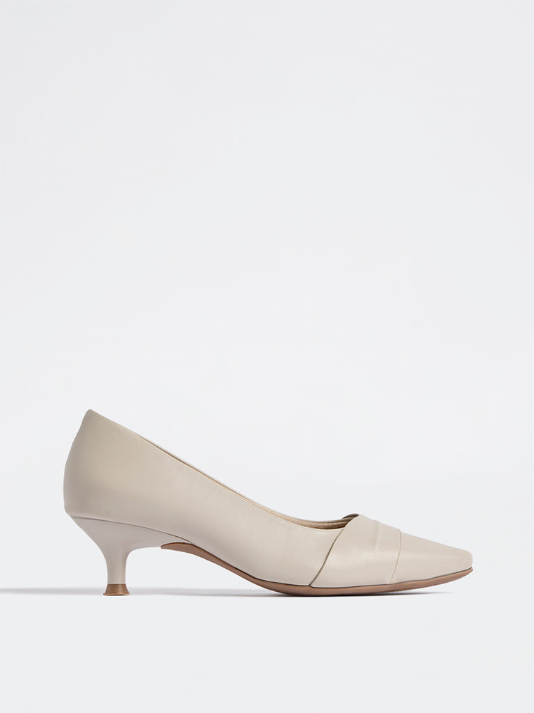 LUNA BLU Ivory Comfort Pump Shoes