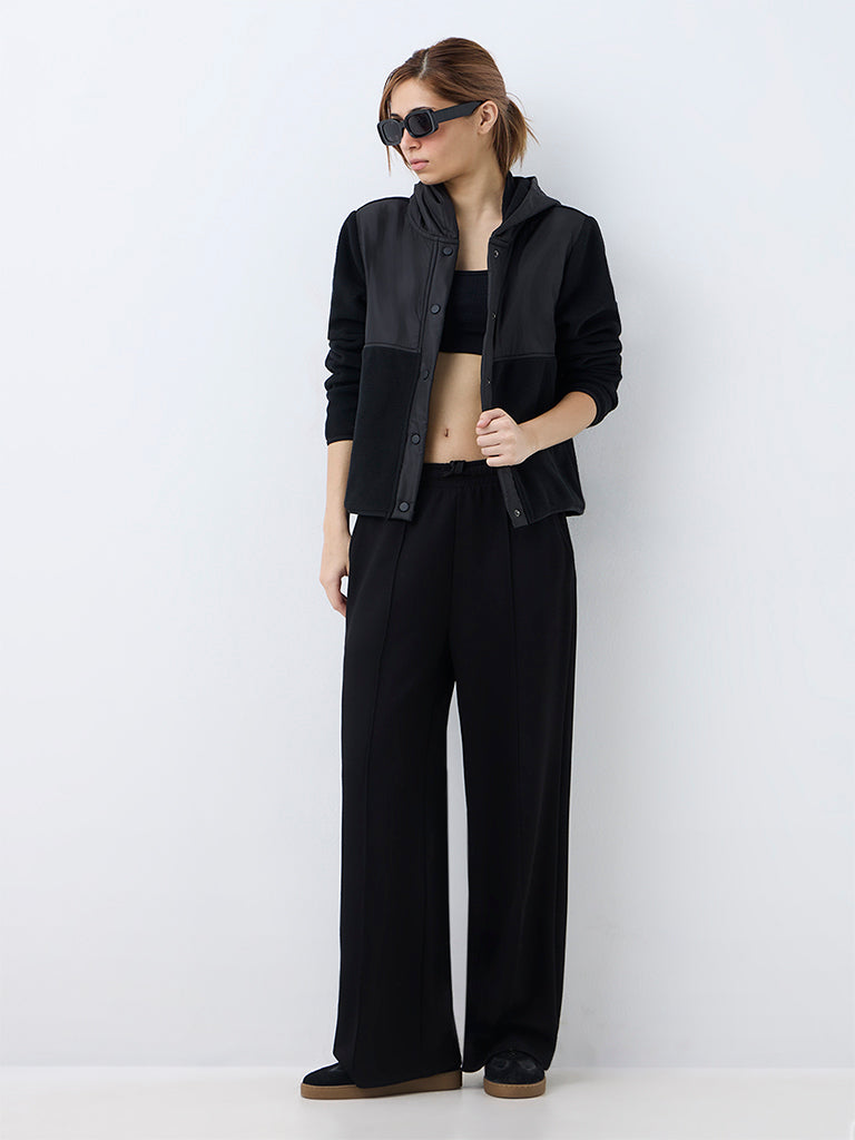 Nuoflexx Black Colour-Blocked Hooded Jacket