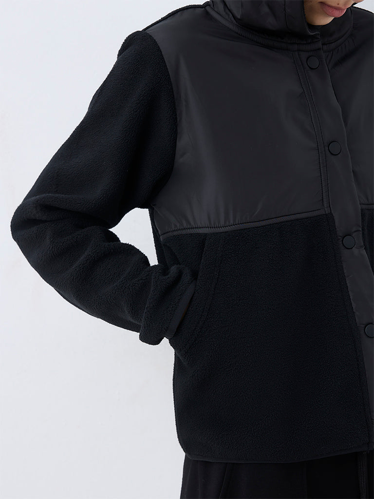 Nuoflexx Black Colour-Blocked Hooded Jacket