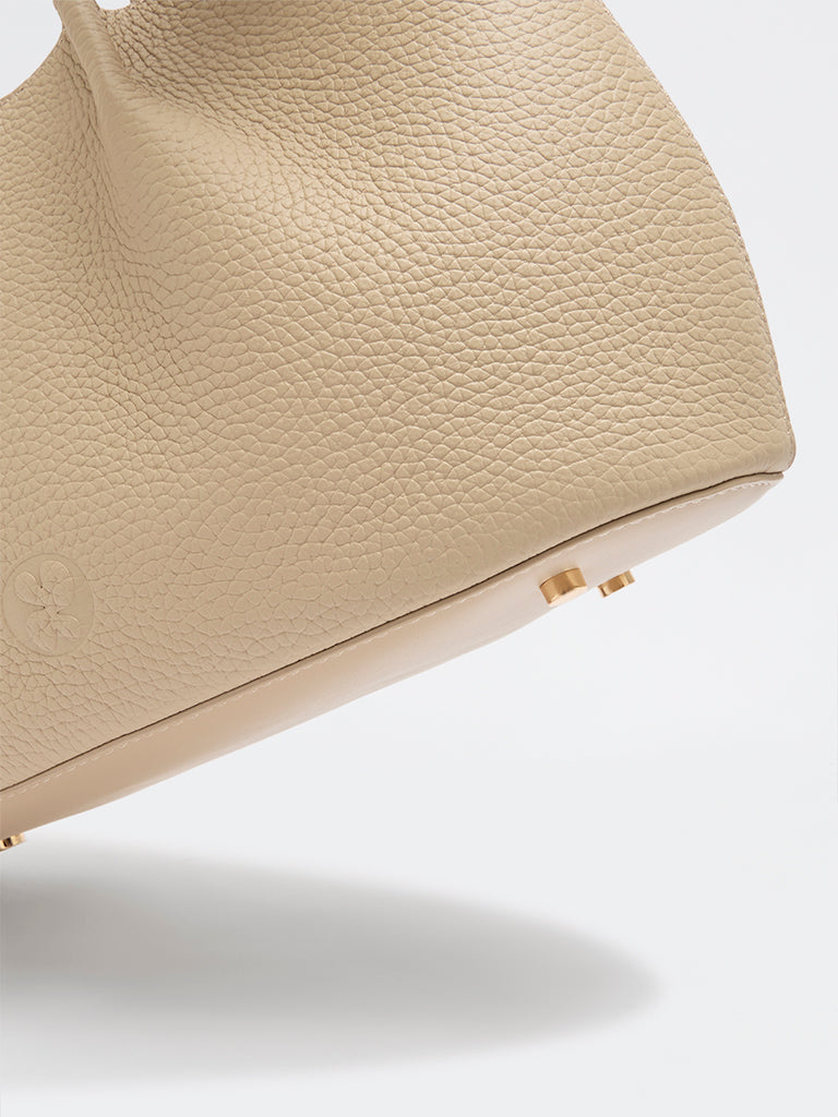 Belle Grain Leather Medium Tote