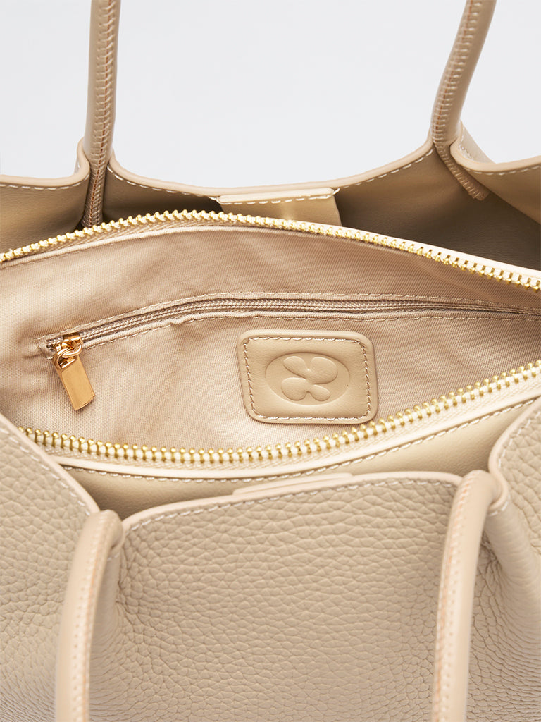 Belle Grain Leather Medium Tote