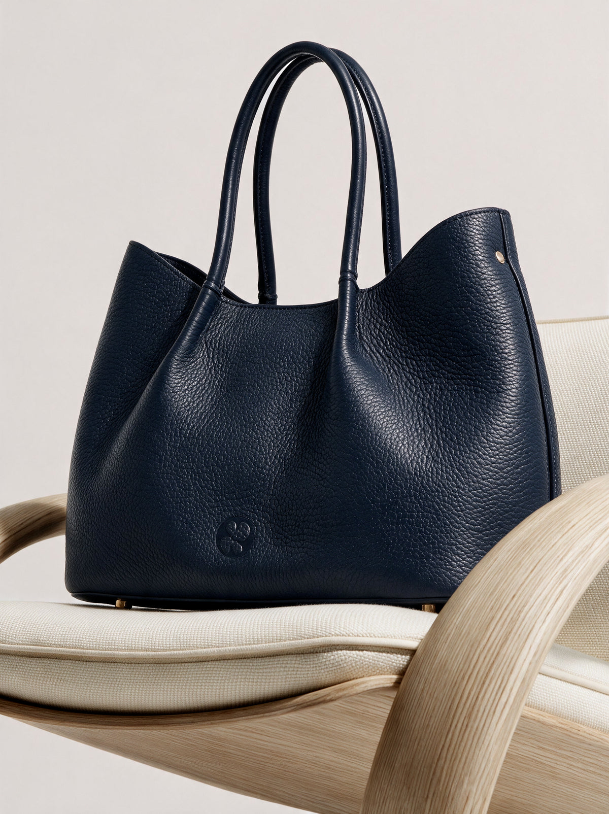 Belle Grain Leather Medium Tote