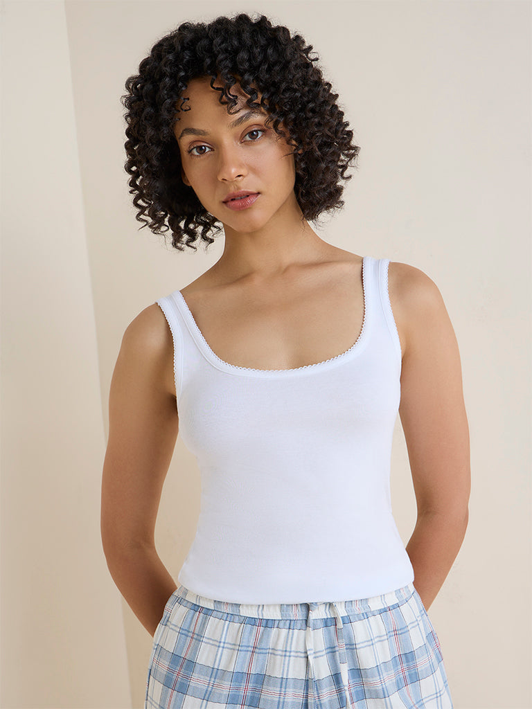Wunderlove White Solid Cotton Camisole