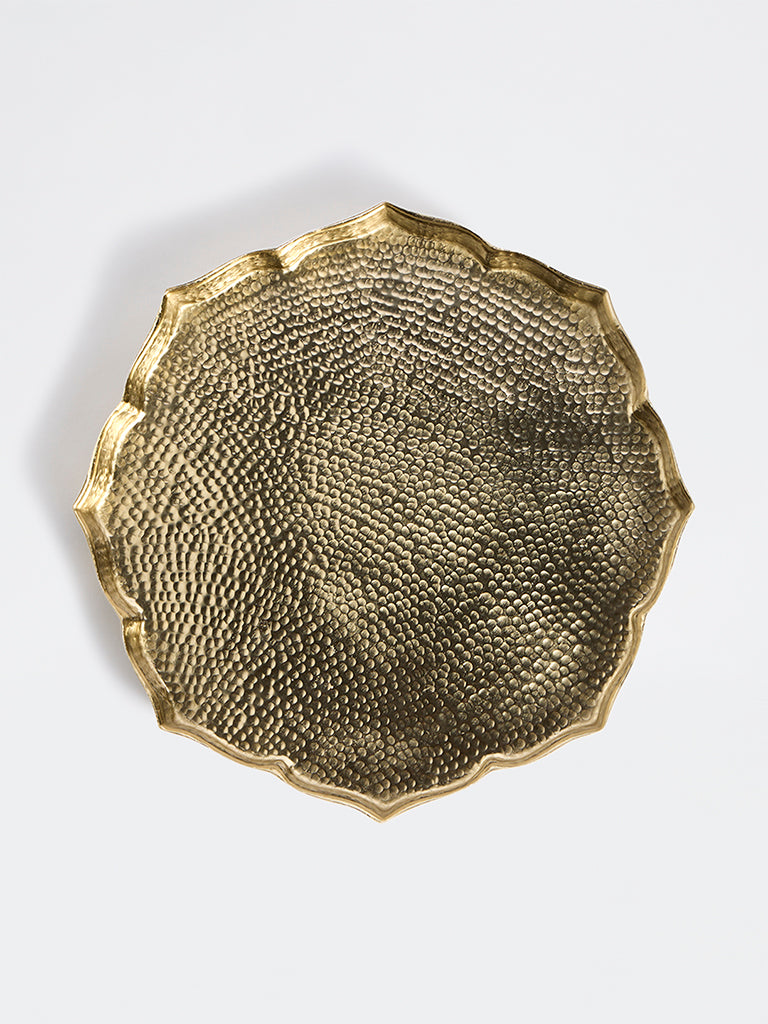 Westside Home Gold Metal Textured Scalloped Tray