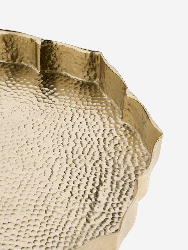 Westside Home Gold Metal Textured Scalloped Tray