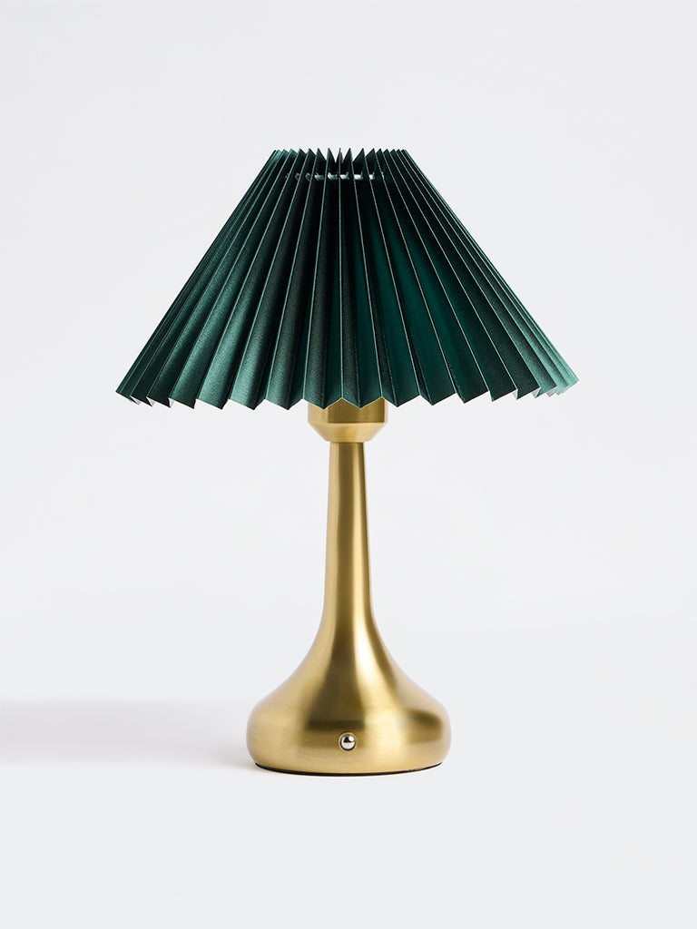 Westside Home Emerald Green Ribbed-Textured Metal Table Lamp with Shade and Charging Cord