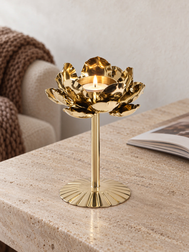 Westside Home Gold Floral Design Tealight Candle Holder