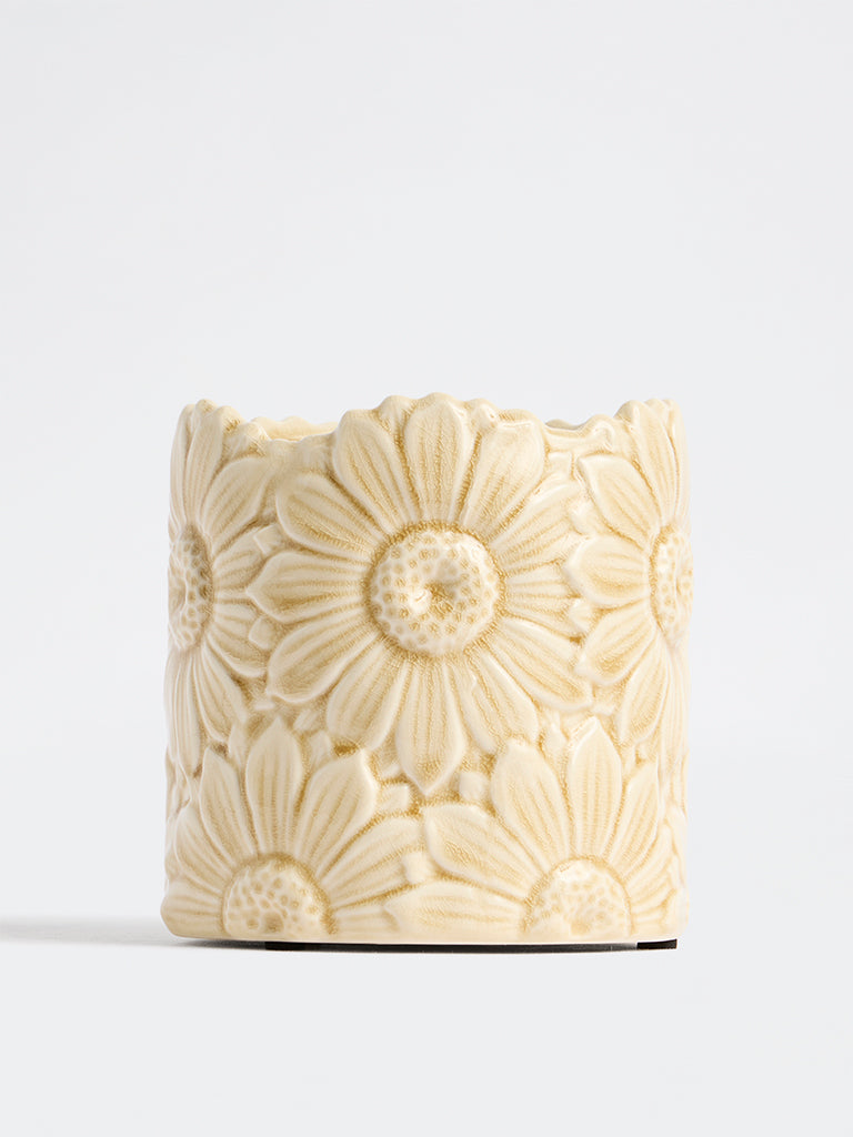 Westside Home Ivory Floral Embossed Ceramic Pot