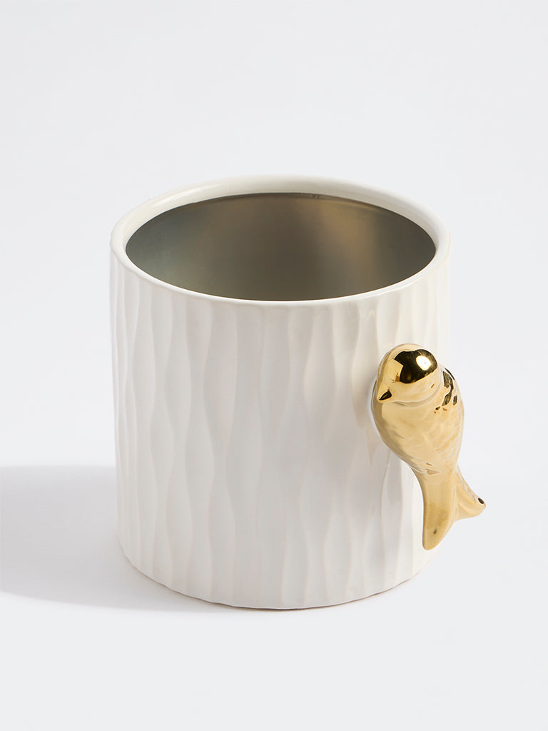 Westside Home White Textured Bird-Design Pot