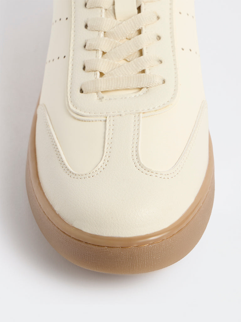 SOLEPLAY Off-White Lace-Up Sneakers