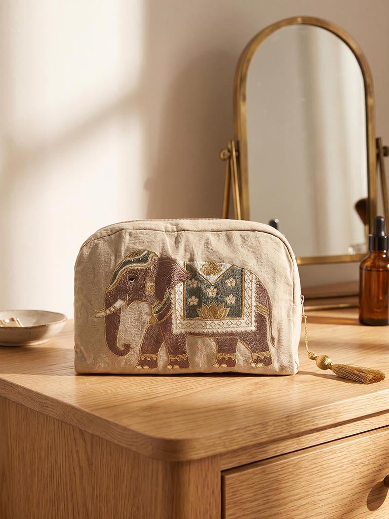 Westside Home Beige Heritage Elephant Design Pouch