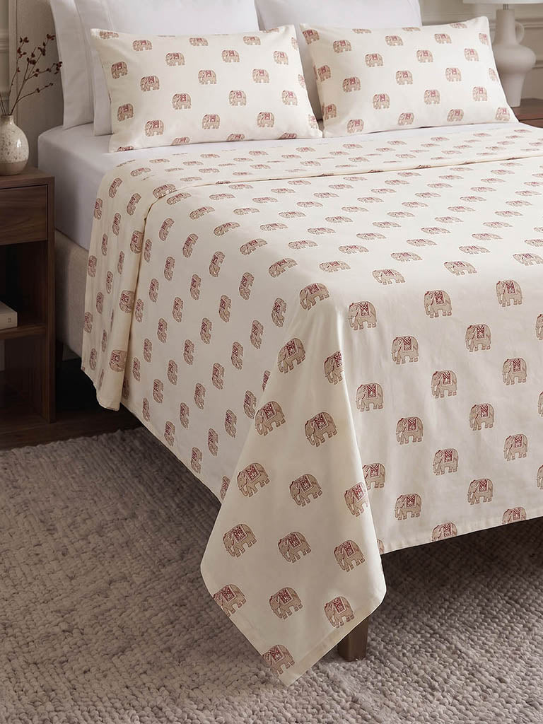 Westside Home Off-White Elephant Printed King Bed Sheet Set