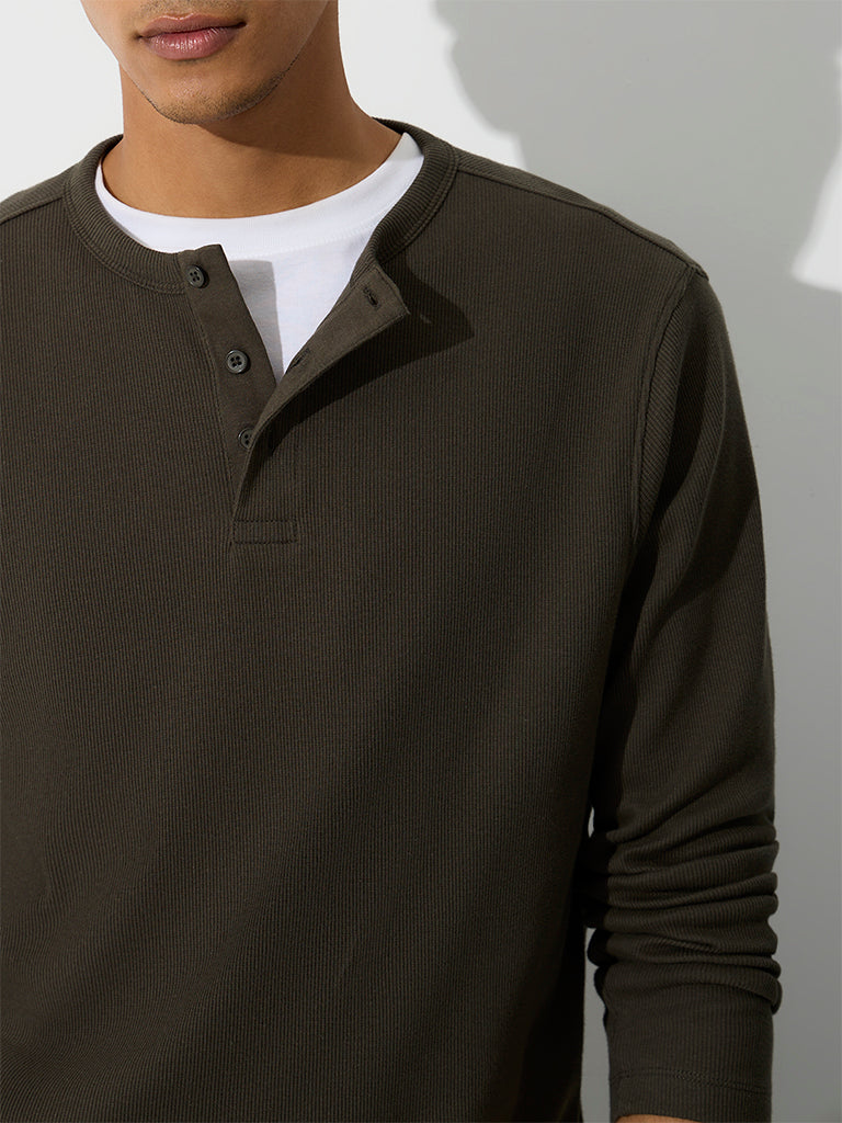 WES Casuals Dark Olive Relaxed-Fit Cotton-Blend T-Shirt