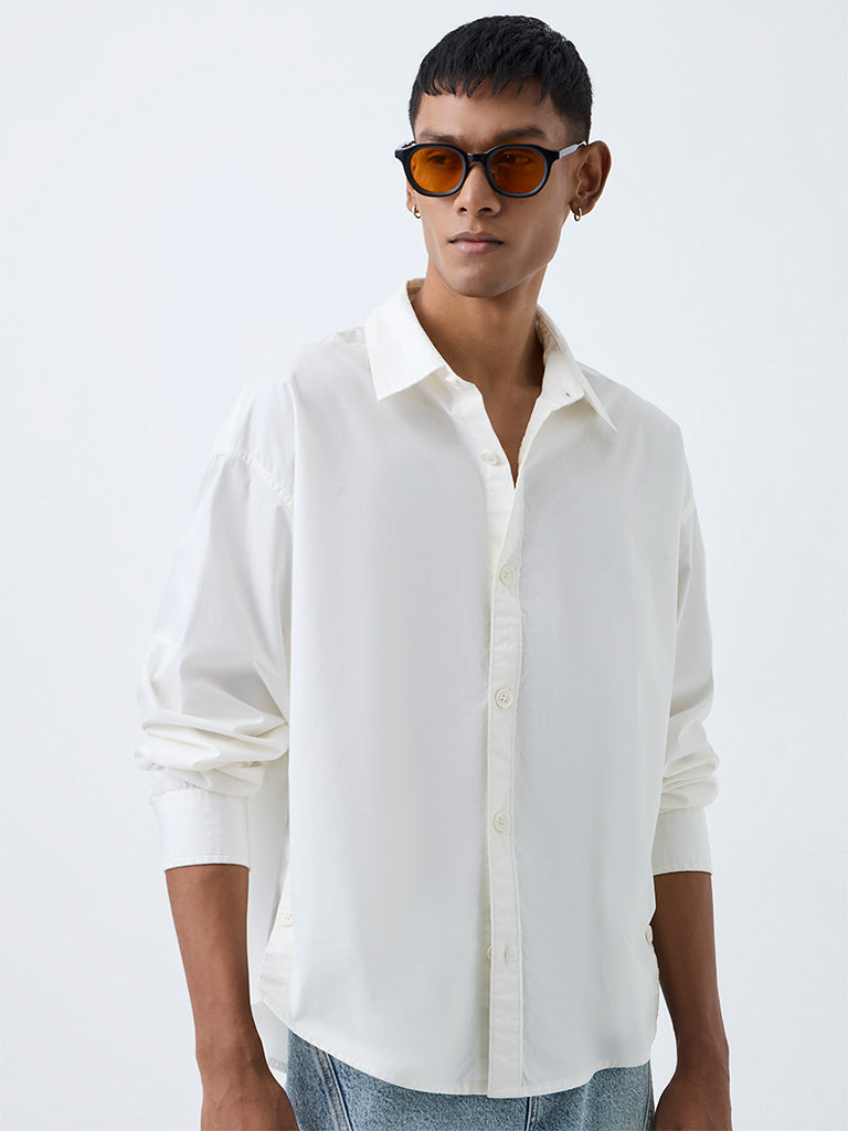 Nuon White Solid Boxy-Fit Cotton Shirt