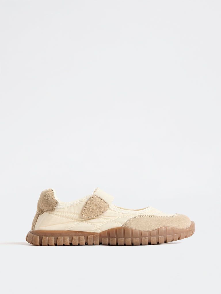 LUNA BLU Cream Colour-Blocked Sneakerinas