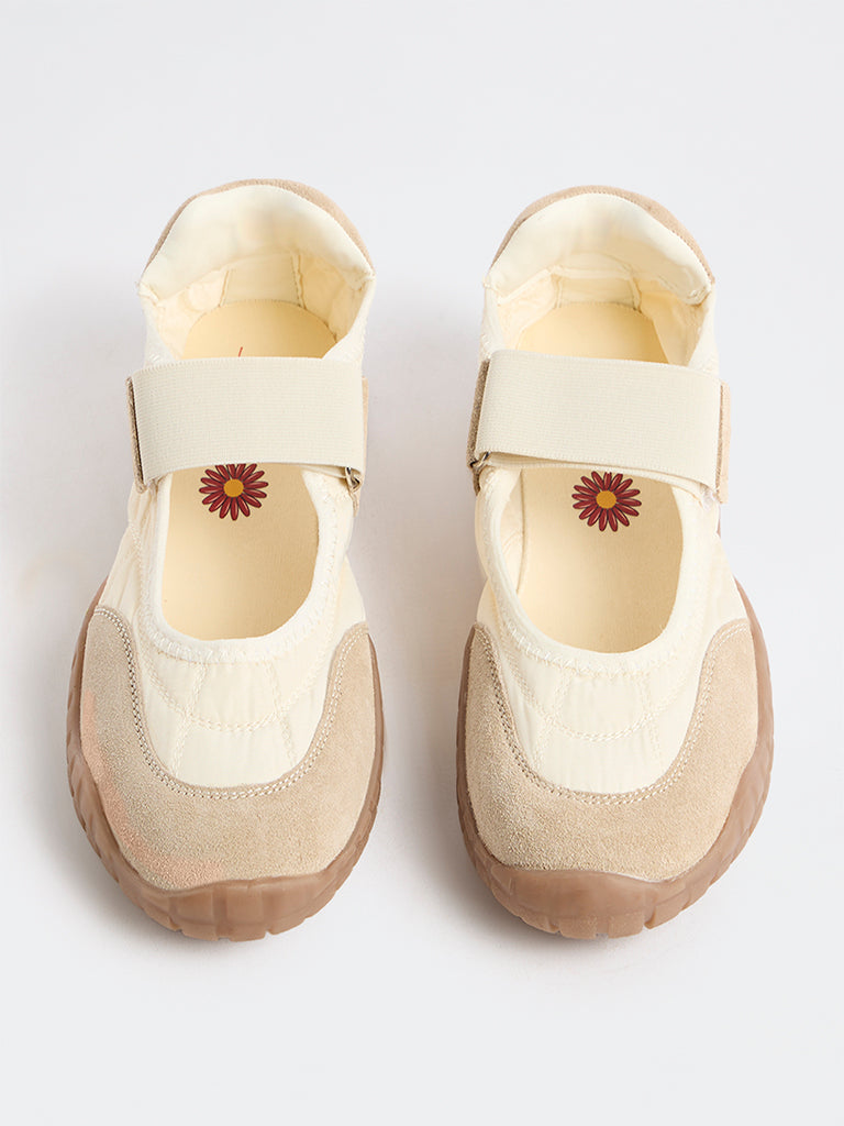 LUNA BLU Cream Colour-Blocked Sneakerinas