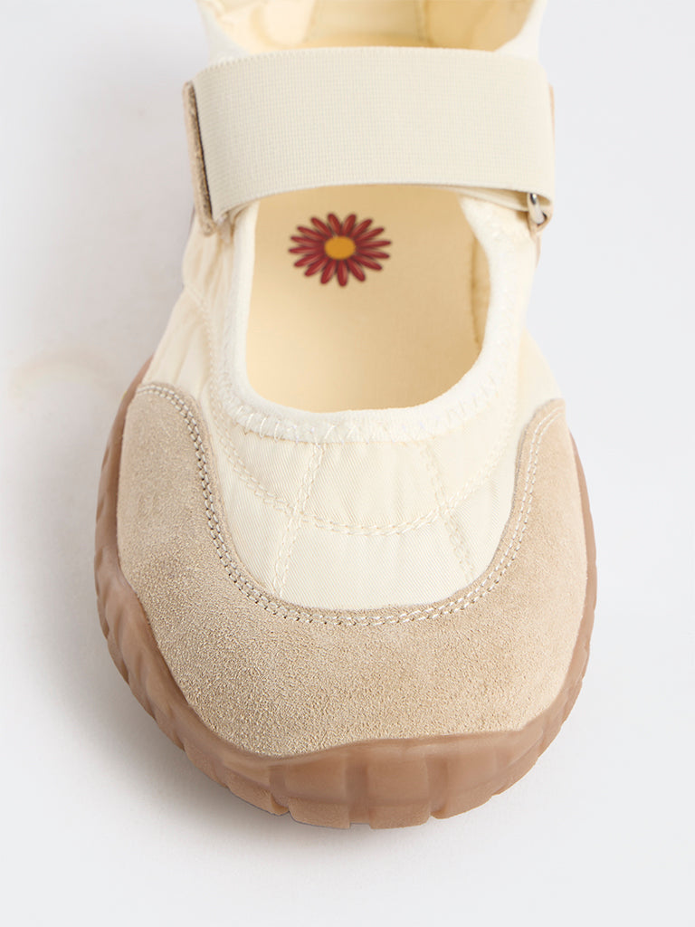 LUNA BLU Cream Colour-Blocked Sneakerinas