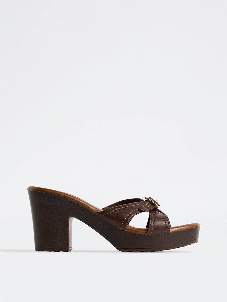 LUNA BLU Brown Criss-Cross Strap Heel Sandals
