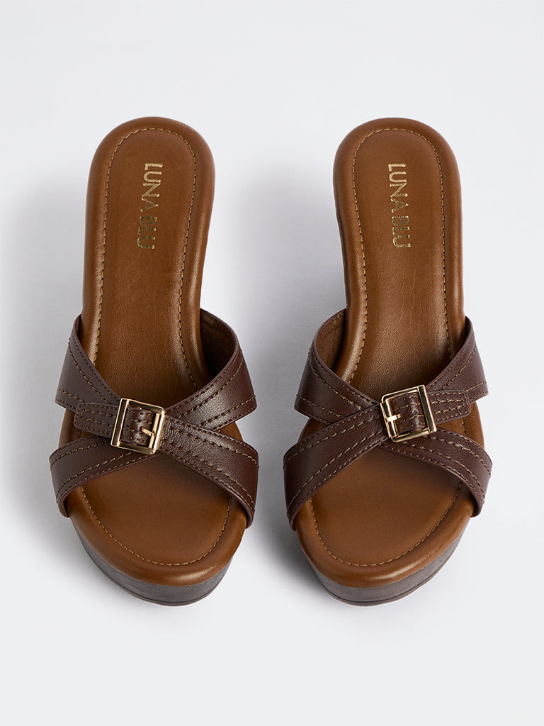LUNA BLU Brown Criss-Cross Strap Heel Sandals