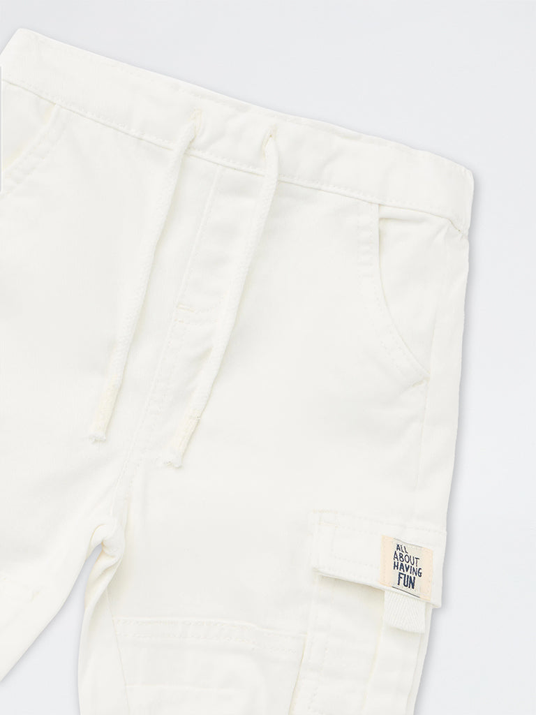 HOP Baby Boys White Solid Mid-Rise Cotton-Blend Joggers