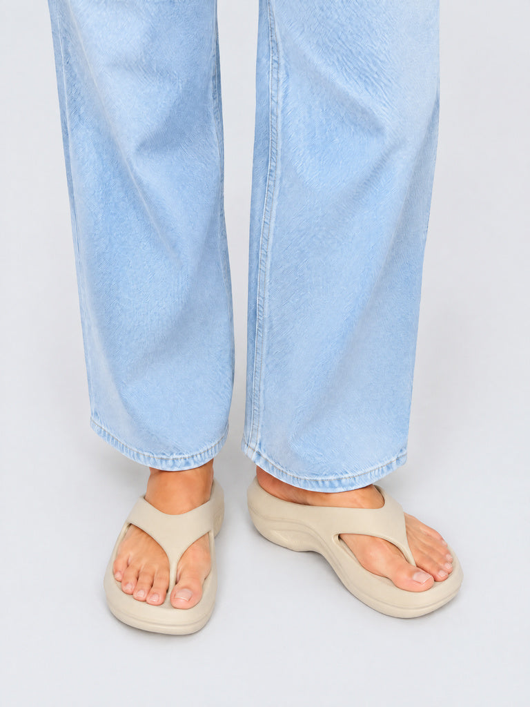 LUNA BLU Beige Comfort Flip-Flops