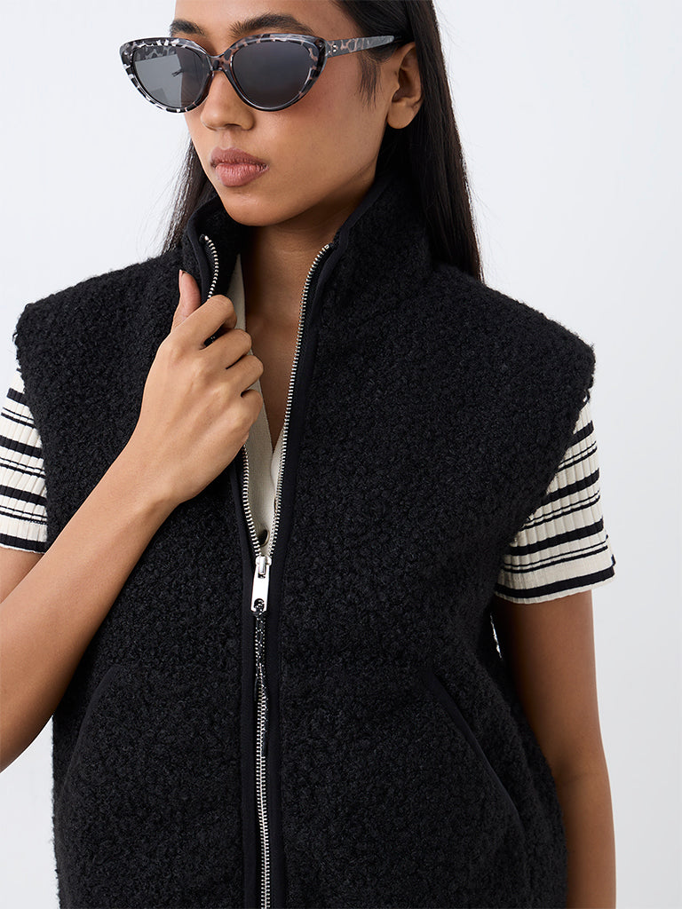Wardrobe Black Fleece-Textured Jacket