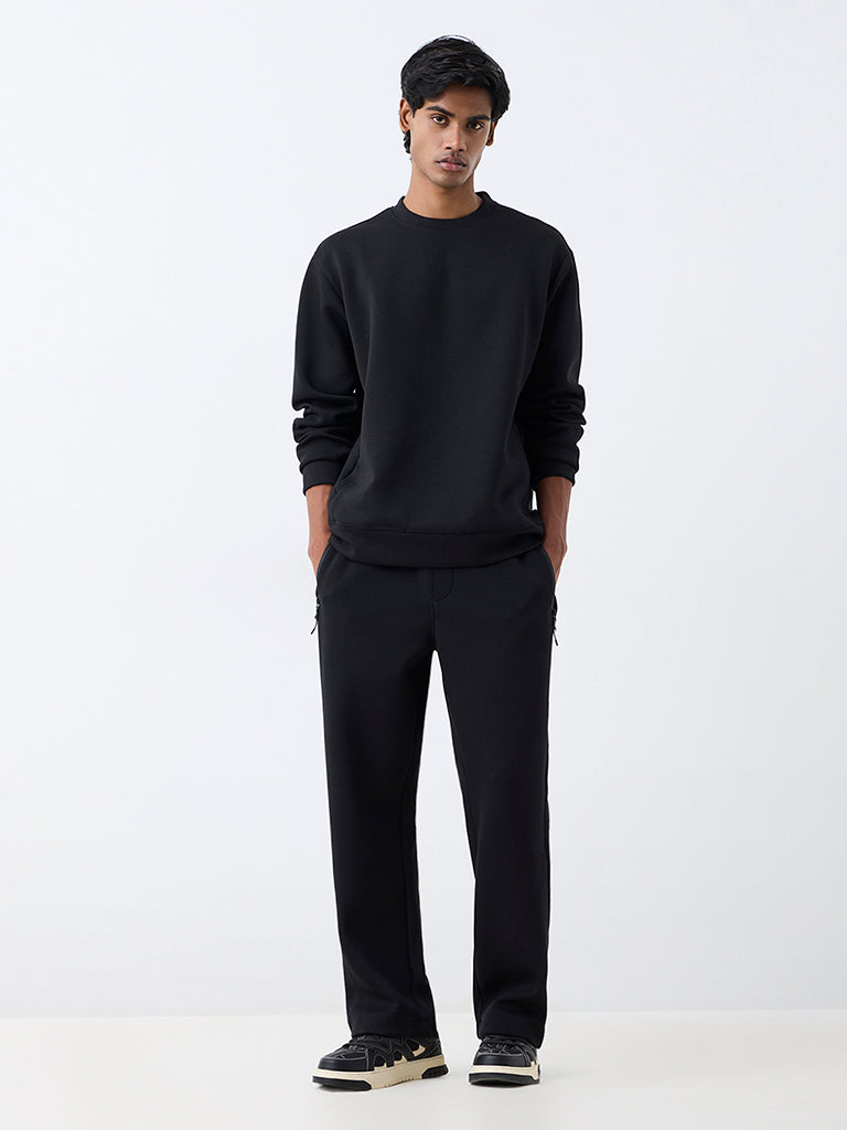 Nuoflexx Black Solid Relaxed-Fit Sweatshirt