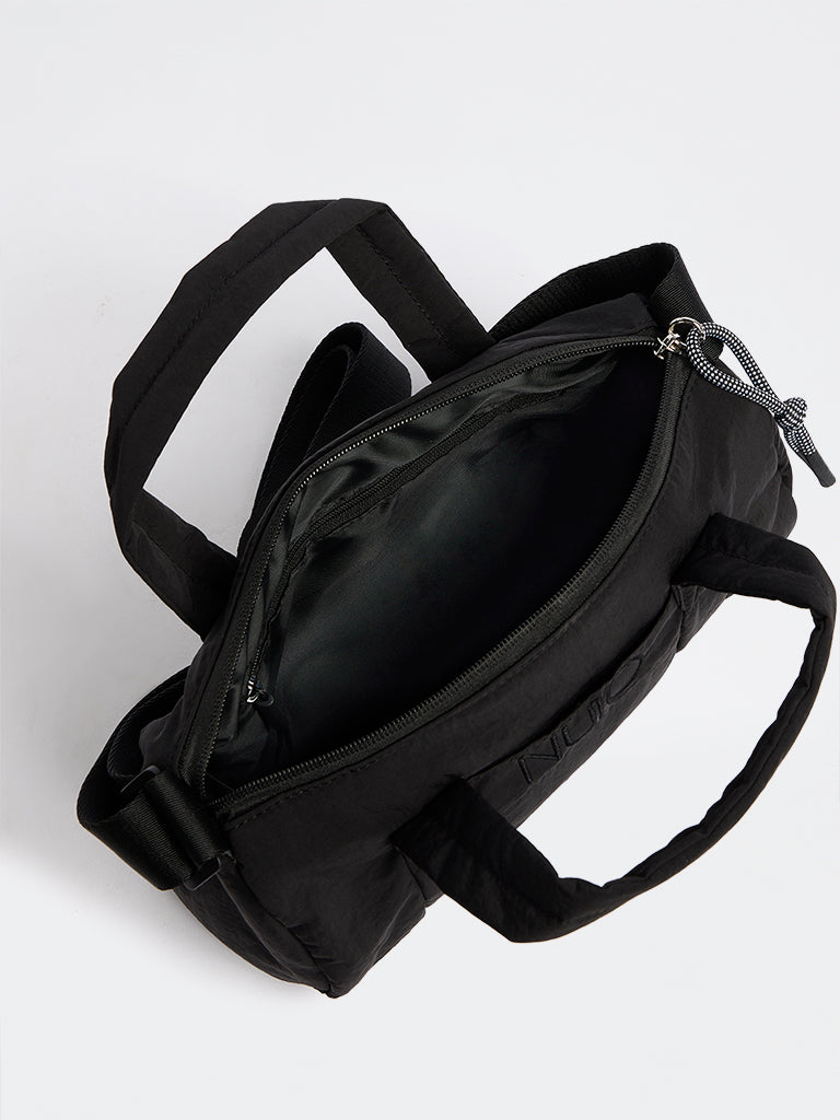 Nuoflexx Black Text Design Duffle Bag