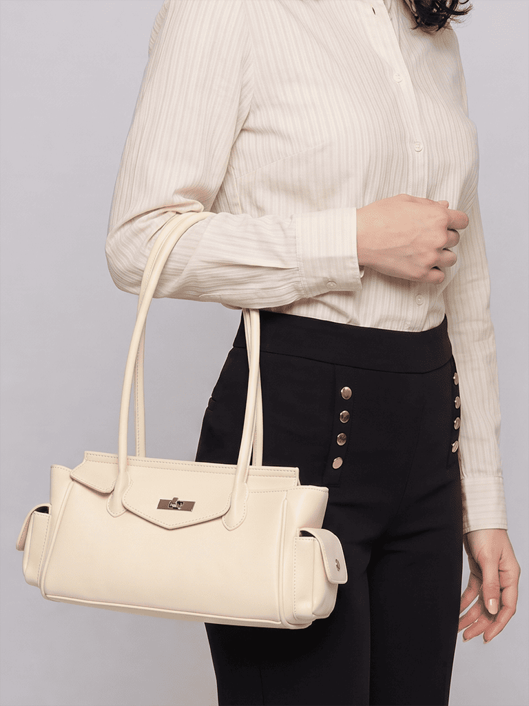 Westside Cream Hardware-Detail Shoulder Bag