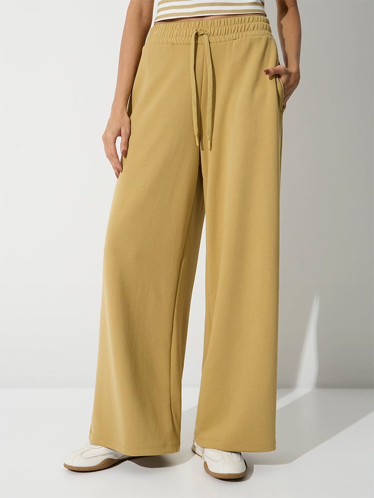 Nuoflexx Light Mustard High-Rise Track Pants