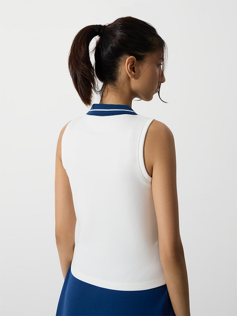Nuoflexx White Text-Detail Top