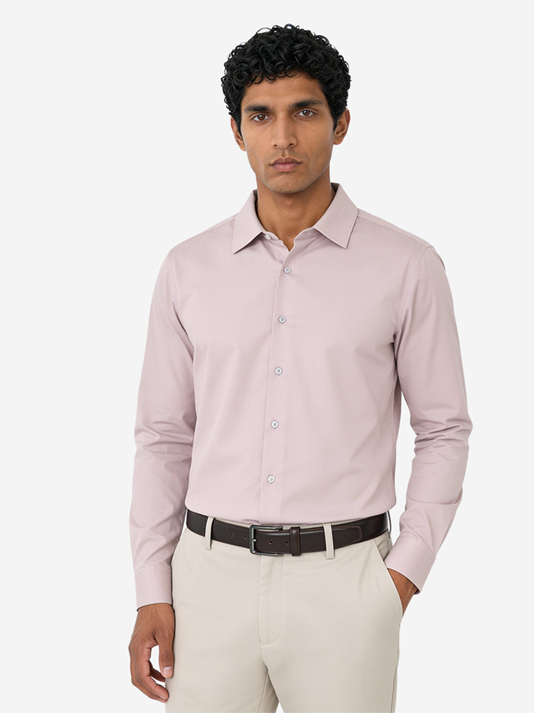 WES Formals Dusty Pink Solid Slim-Fit Shirt