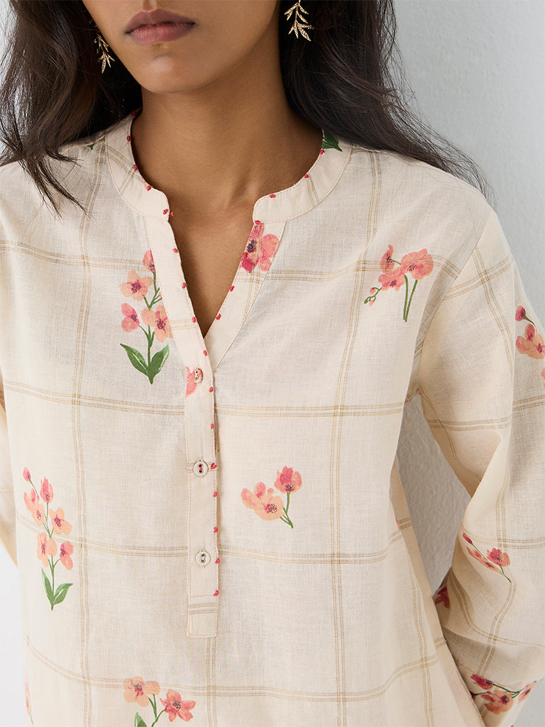 Utsa Off-White Floral Pattern Cotton Straight Kurta
