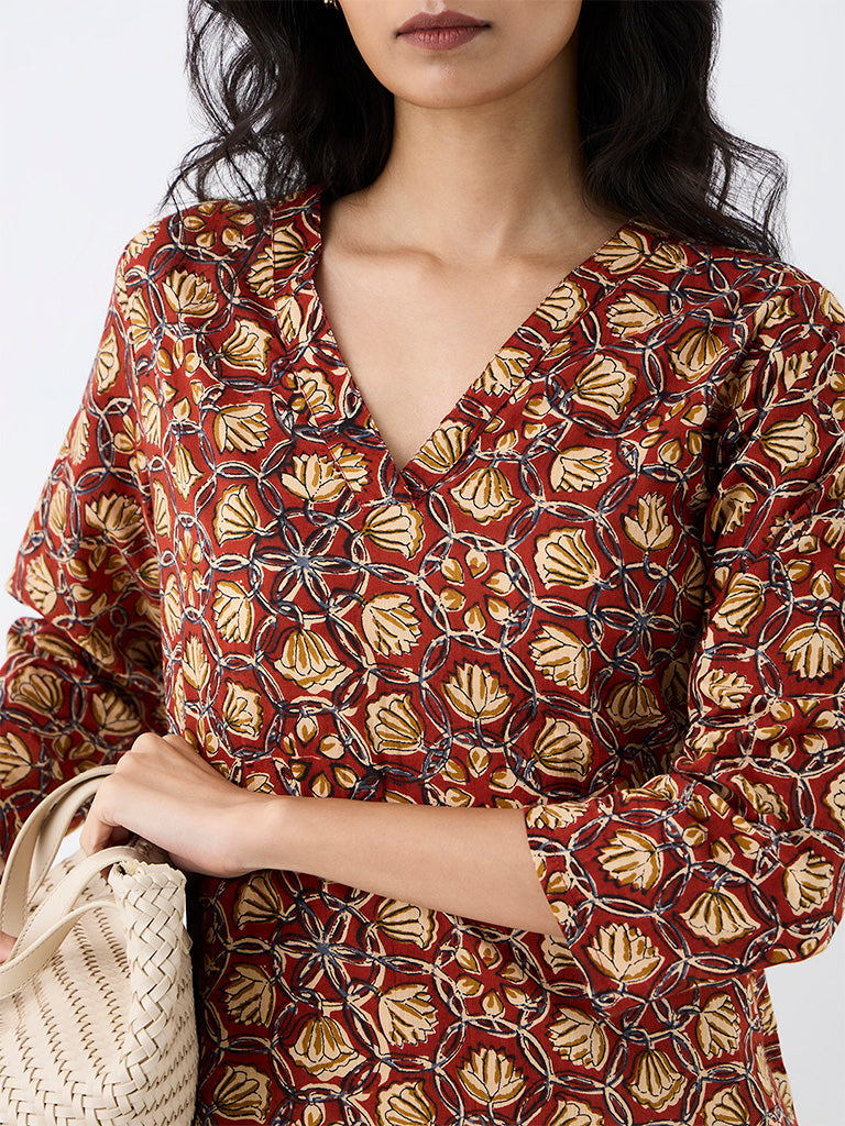 Utsa Red Floral Pattern Cotton Straight Kurta