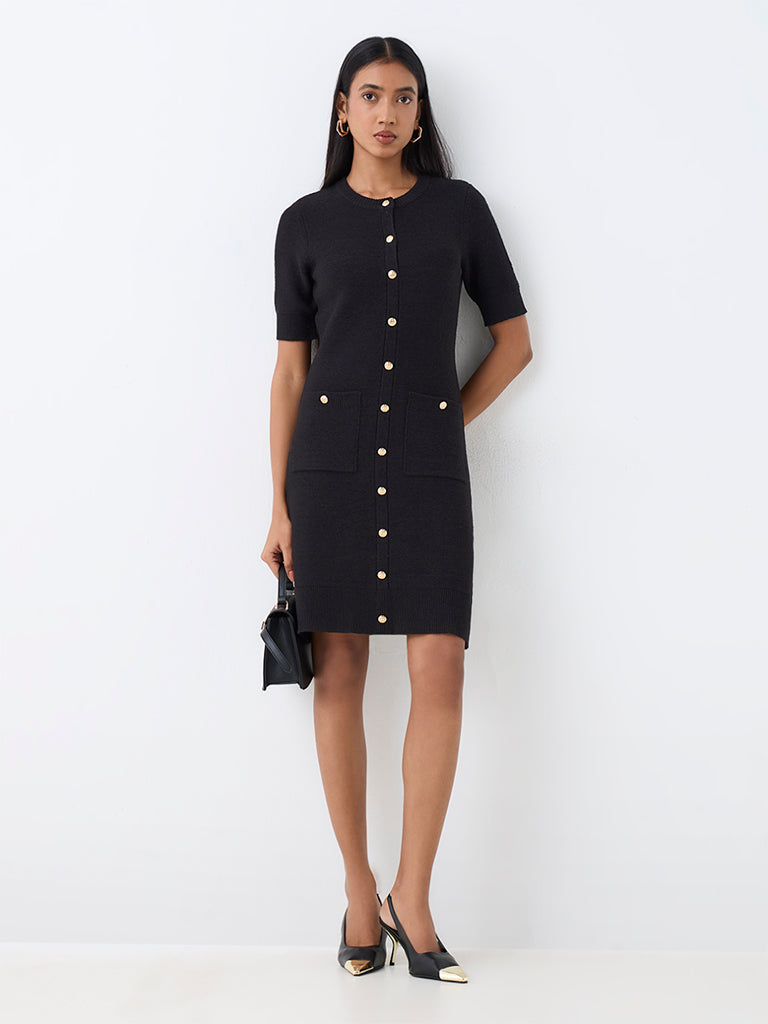 Wardrobe Black Solid Knitted Sheath Dress