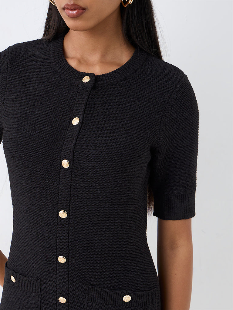 Wardrobe Black Solid Knitted Sheath Dress