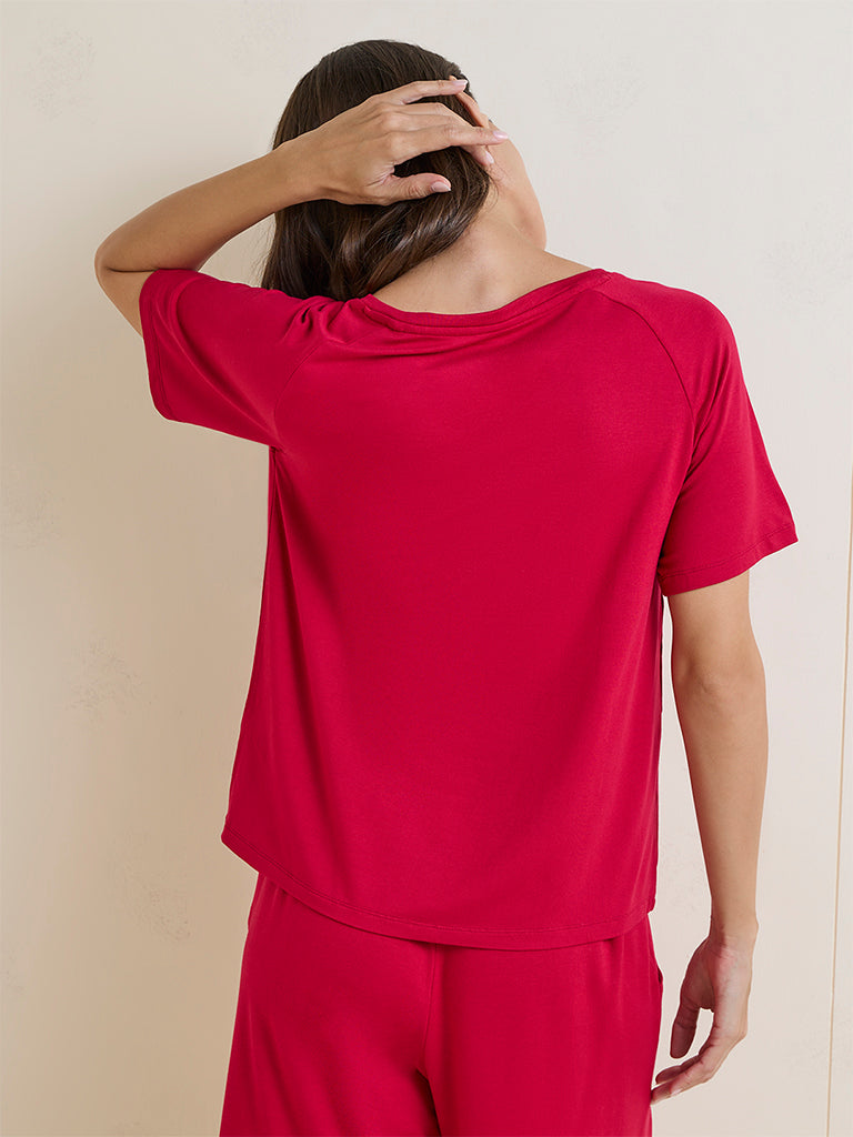 Wunderlove Red Solid V-Neck T-Shirt