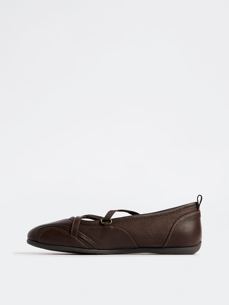 LUNA BLU Dark Brown Criss-Cross Ballerinas