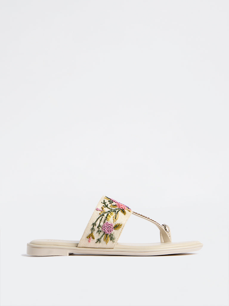 LUNA BLU Multicolour Floral Embroidered Kolhapuri Sandals