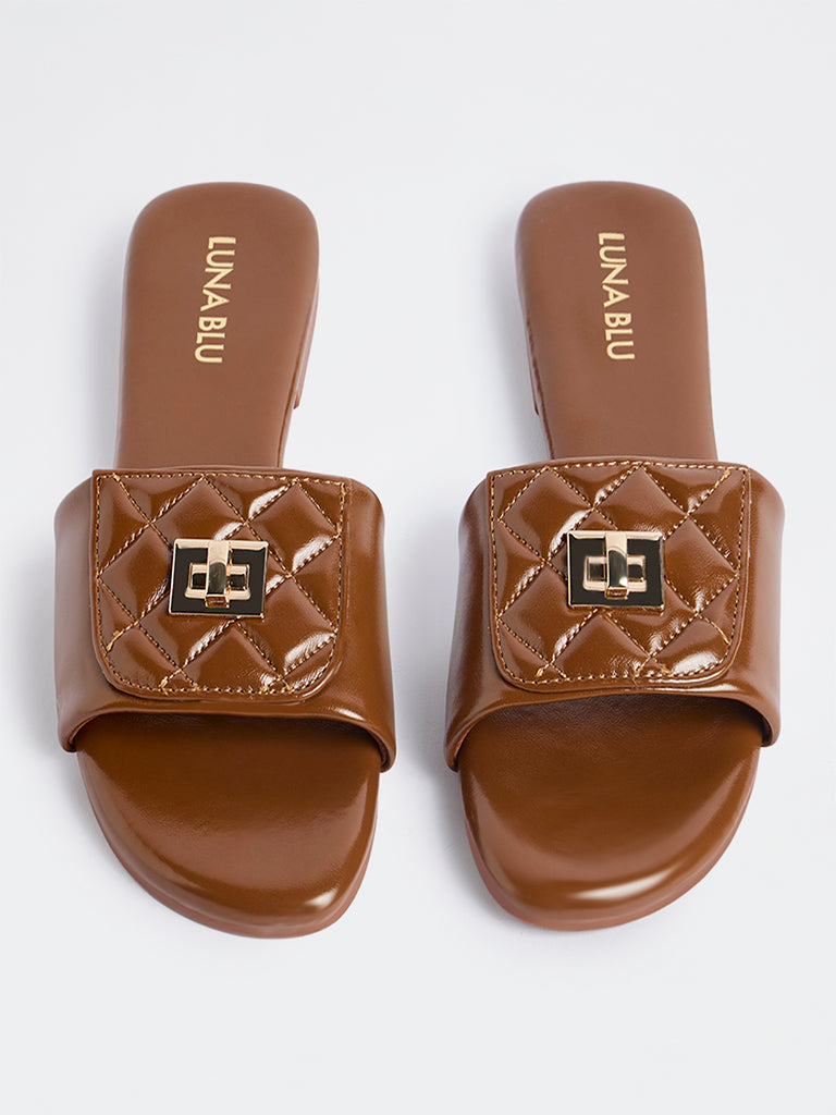 LUNA BLU Tan Quilted Turn-Lock Slides